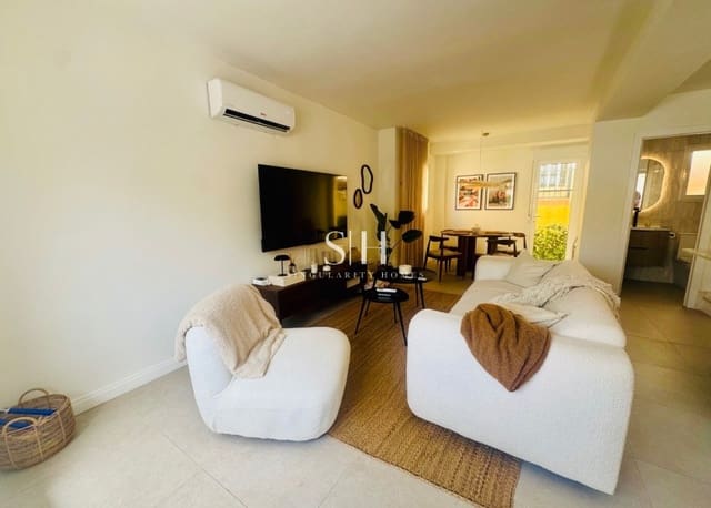 2 bedroom Townhouse for sale in La Florida, Orihuela with pool - € 279,000 (Ref: 9163041)