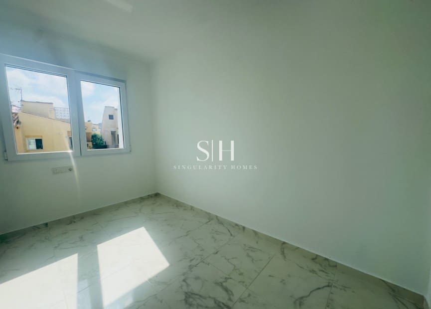 3 soveværelse Byhus til salg i Los Balcones med swimmingpool - € 229.000 (Ref: 9164559)