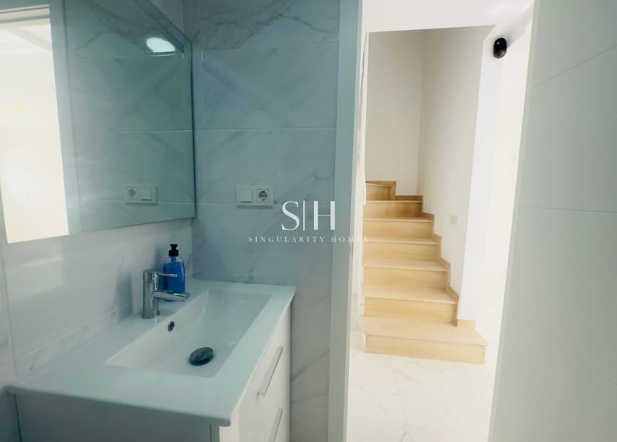 3 soveværelse Byhus til salg i Los Balcones med swimmingpool - € 229.000 (Ref: 9164559)