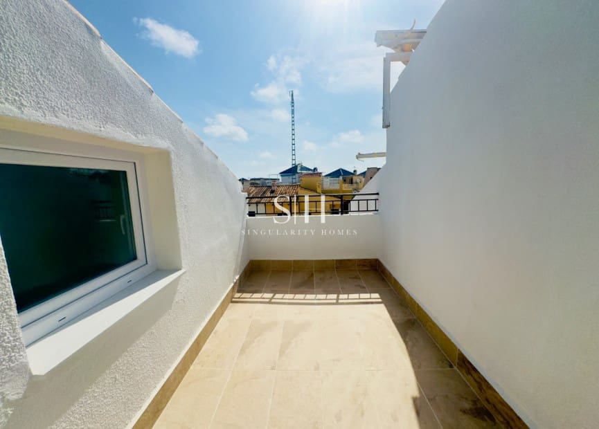 3 soveværelse Byhus til salg i Los Balcones med swimmingpool - € 229.000 (Ref: 9164559)