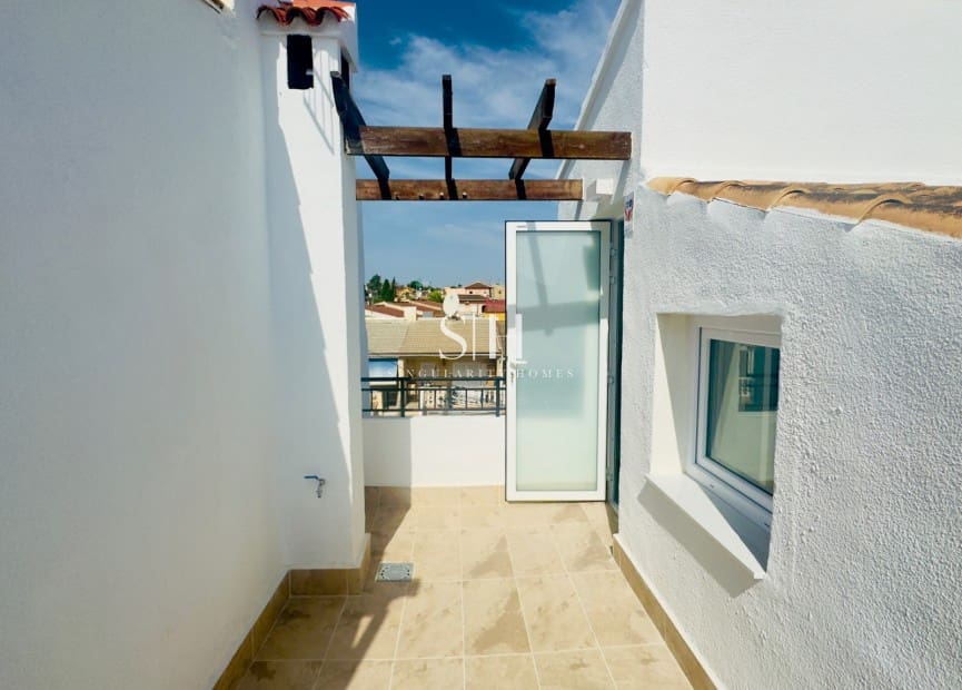 3 soveværelse Byhus til salg i Los Balcones med swimmingpool - € 229.000 (Ref: 9164559)