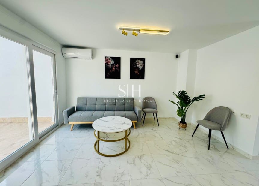 3 soveværelse Byhus til salg i Los Balcones med swimmingpool - € 229.000 (Ref: 9164559)