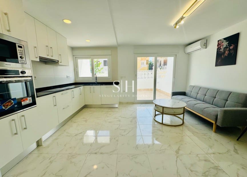 3 soveværelse Byhus til salg i Los Balcones med swimmingpool - € 229.000 (Ref: 9164559)