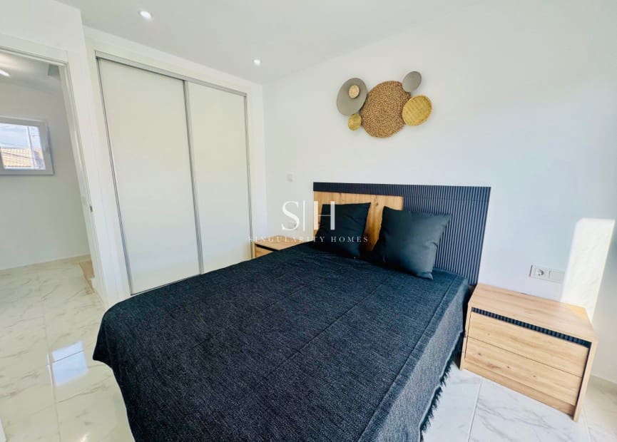 3 soveværelse Byhus til salg i Los Balcones med swimmingpool - € 229.000 (Ref: 9164559)