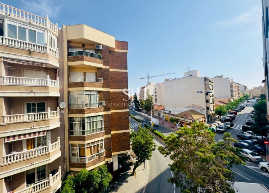 2 slaapkamer Appartement te koop in Torrevieja - € 239.000 (Ref: 9164560)