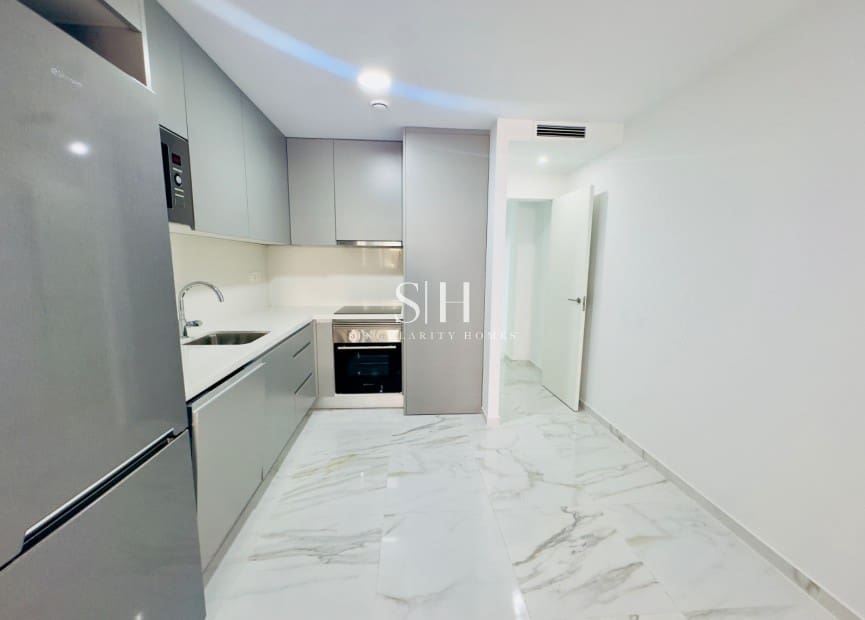 2 slaapkamer Appartement te koop in Torrevieja - € 239.000 (Ref: 9164560)