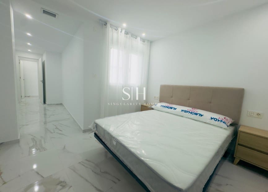 2 slaapkamer Appartement te koop in Torrevieja - € 239.000 (Ref: 9164560)