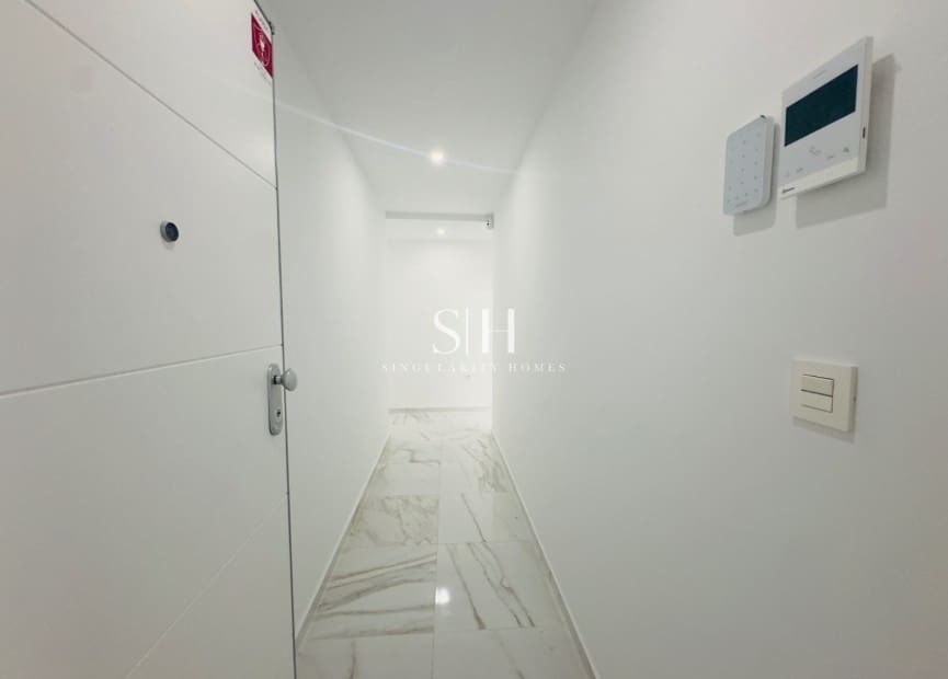 2 slaapkamer Appartement te koop in Torrevieja - € 239.000 (Ref: 9164560)