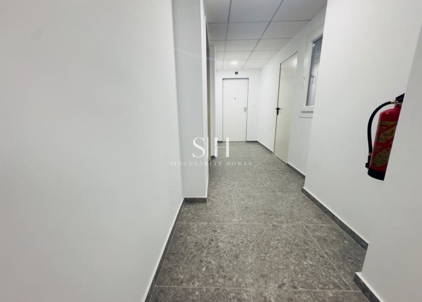 2 slaapkamer Appartement te koop in Torrevieja - € 239.000 (Ref: 9164560)