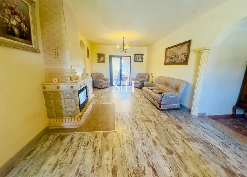 3 slaapkamer Villa te koop in Los Balcones met zwembad - € 330.000 (Ref: 9199965)