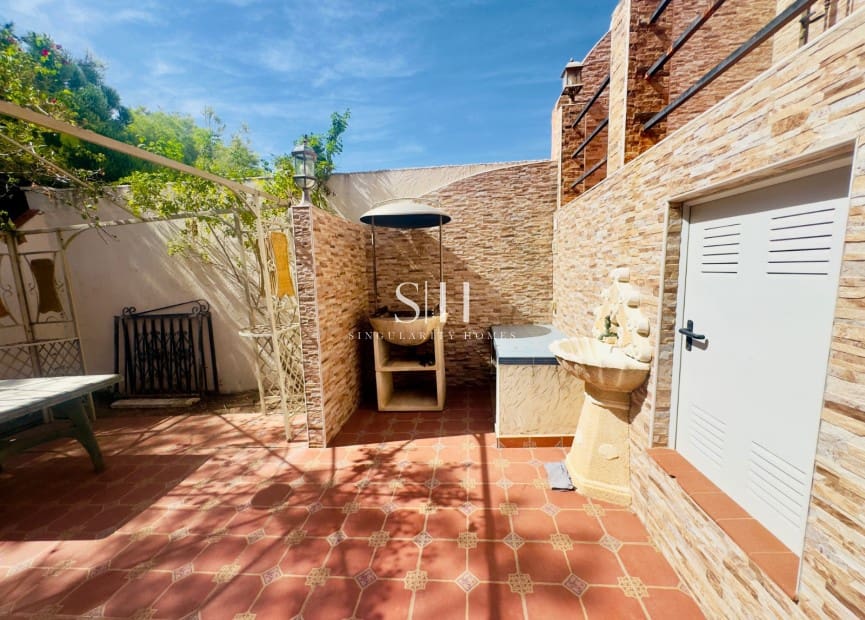 3 slaapkamer Villa te koop in Los Balcones met zwembad - € 330.000 (Ref: 9199965)