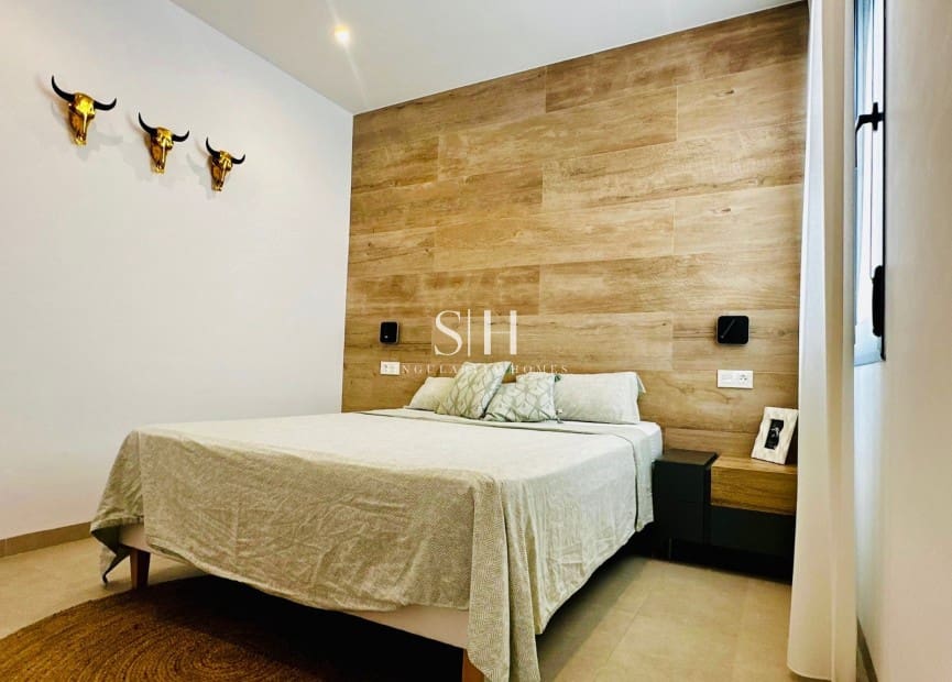 Apartamento de 2 habitaciones en San Pedro del Pinatar en venta con piscina garaje - 345.000 € (Ref: 9205264)