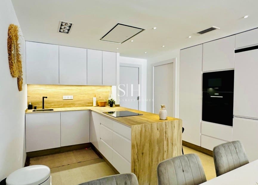 Apartamento de 2 habitaciones en San Pedro del Pinatar en venta con piscina garaje - 345.000 € (Ref: 9205264)