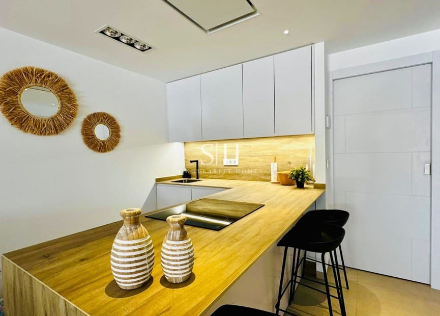 Apartamento de 2 habitaciones en San Pedro del Pinatar en venta con piscina garaje - 345.000 € (Ref: 9205264)