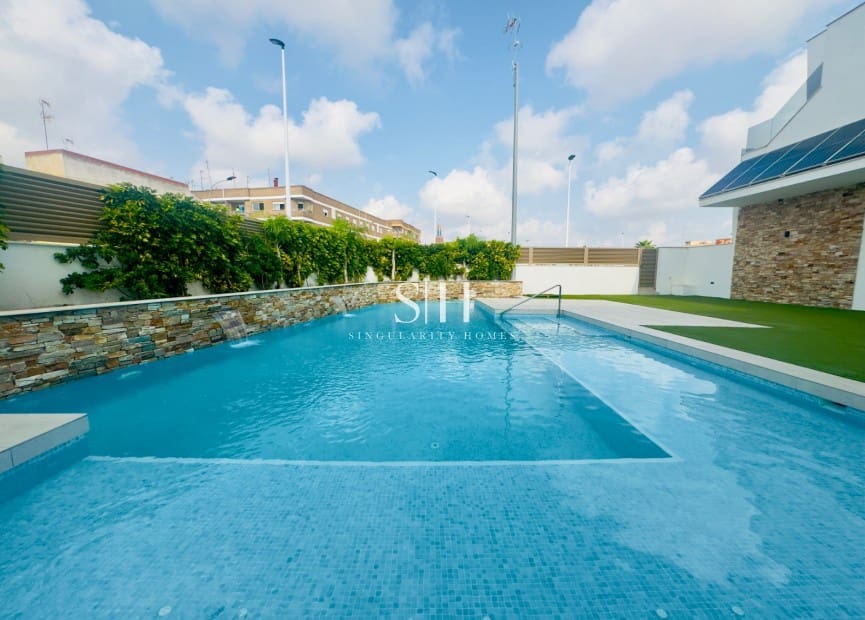 Apartamento de 2 habitaciones en San Pedro del Pinatar en venta con piscina garaje - 345.000 € (Ref: 9205264)