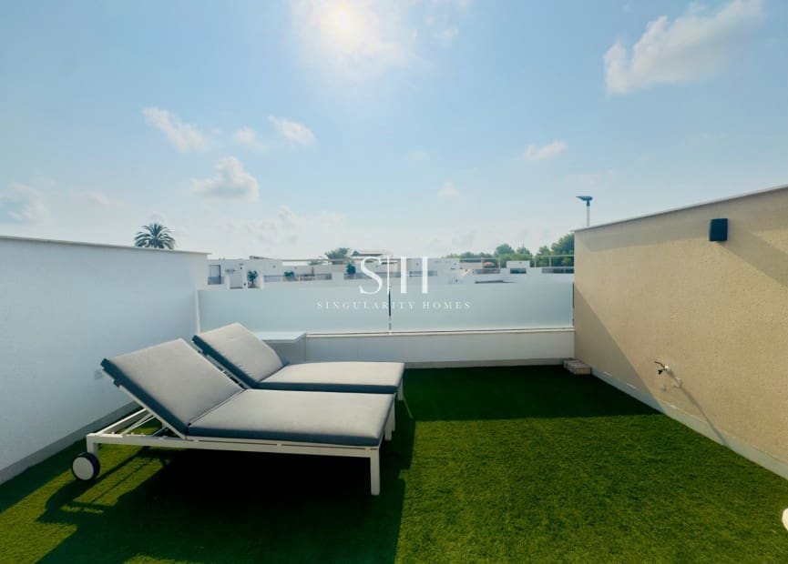 Apartamento de 2 habitaciones en San Pedro del Pinatar en venta con piscina garaje - 345.000 € (Ref: 9205264)