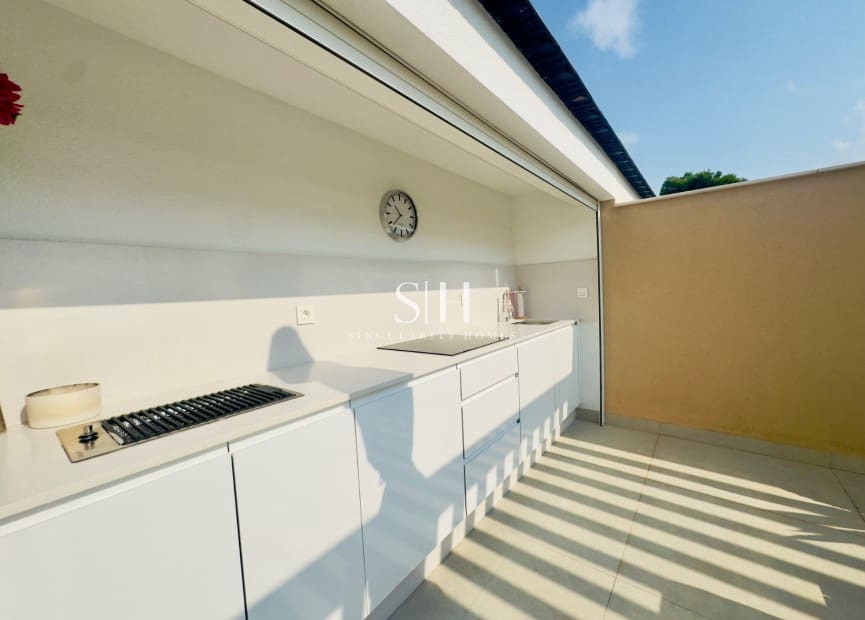 Apartamento de 2 habitaciones en San Pedro del Pinatar en venta con piscina garaje - 345.000 € (Ref: 9205264)