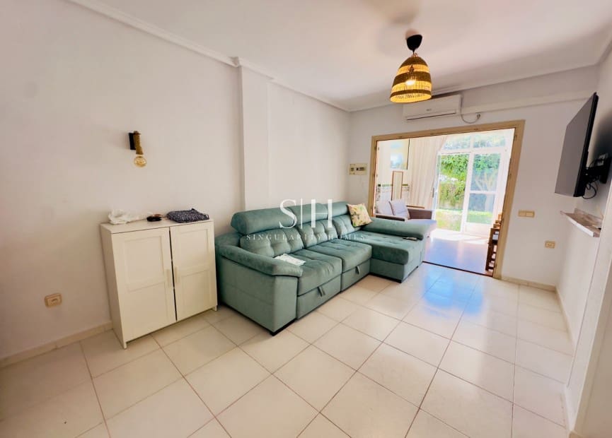 2 sypialnia Apartament przy plaży na sprzedaż w Torrevieja z basenem - 159 900 € (Ref: 9207776)