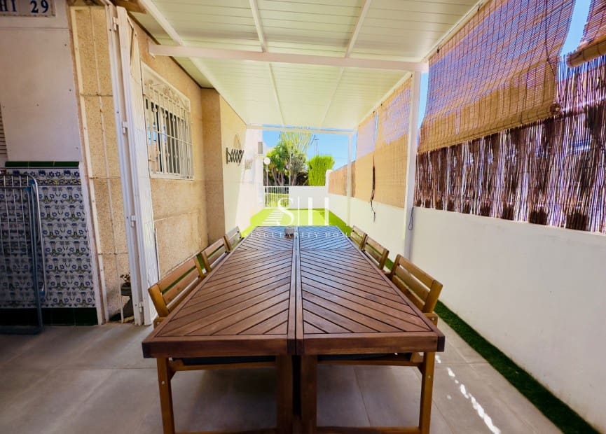 2 sypialnia Apartament przy plaży na sprzedaż w Torrevieja z basenem - 159 900 € (Ref: 9207776)