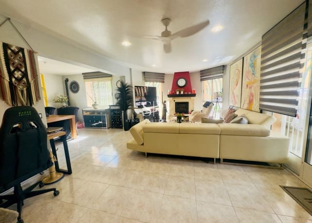 5 chambre Villa/Maison à vendre à Benijófar avec piscine - 498 000 € (Ref: 9210417)