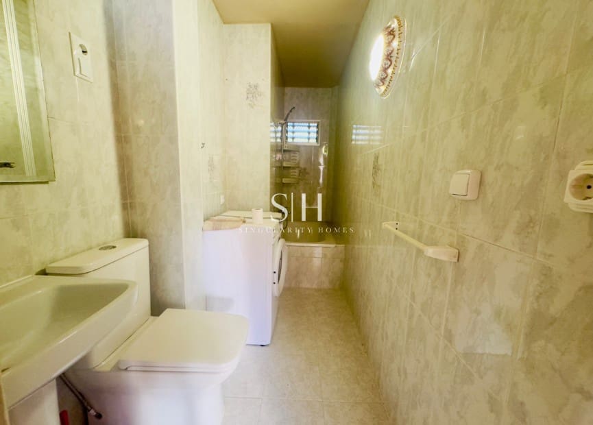 2 soveværelse Lejlighed til salg i Torrevieja - € 120.000 (Ref: 9219208)