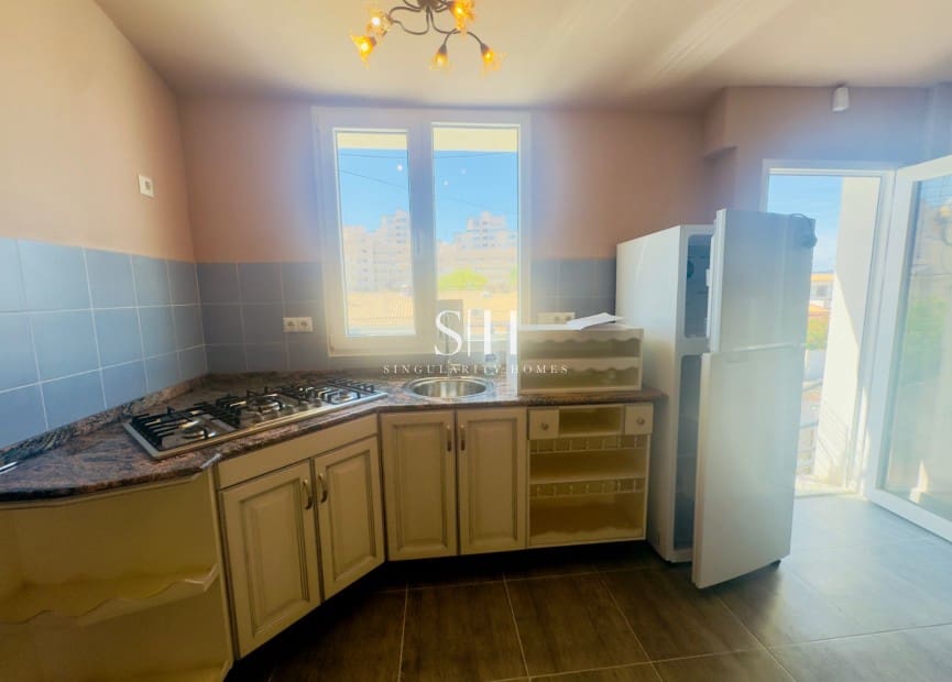 1 makuuhuone Bungalow myytävänä paikassa Torrevieja - 115 000 € (Ref: 9221459)