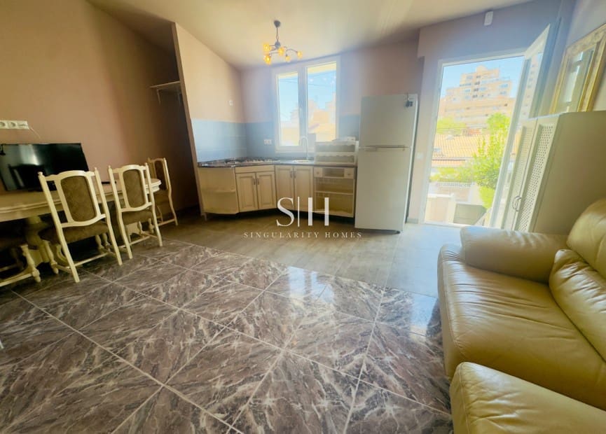 1 makuuhuone Bungalow myytävänä paikassa Torrevieja - 115 000 € (Ref: 9221459)