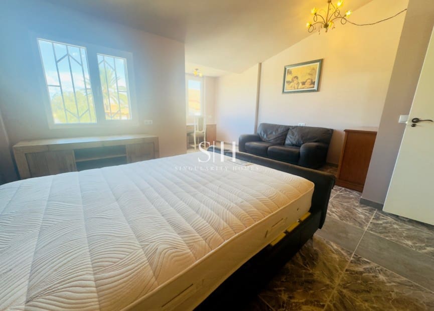 1 makuuhuone Bungalow myytävänä paikassa Torrevieja - 115 000 € (Ref: 9221459)