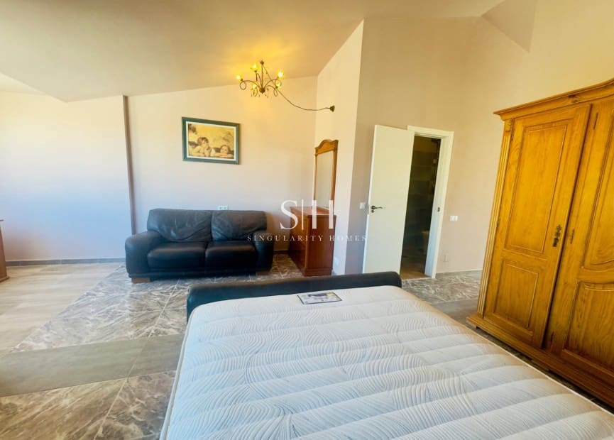 1 makuuhuone Bungalow myytävänä paikassa Torrevieja - 115 000 € (Ref: 9221459)