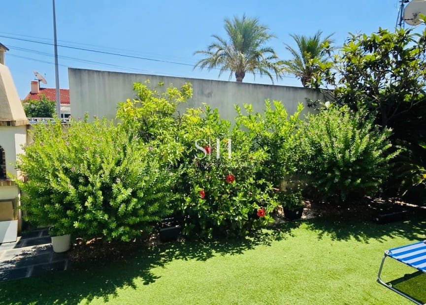 2 soveværelse Bungalow til salg i Pilar de la Horadada med swimmingpool - € 234.900 (Ref: 9221887)