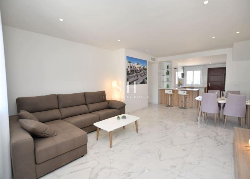 2 soveværelse Bungalow til salg i San Miguel de Salinas med swimmingpool - € 243.800 (Ref: 9227797)