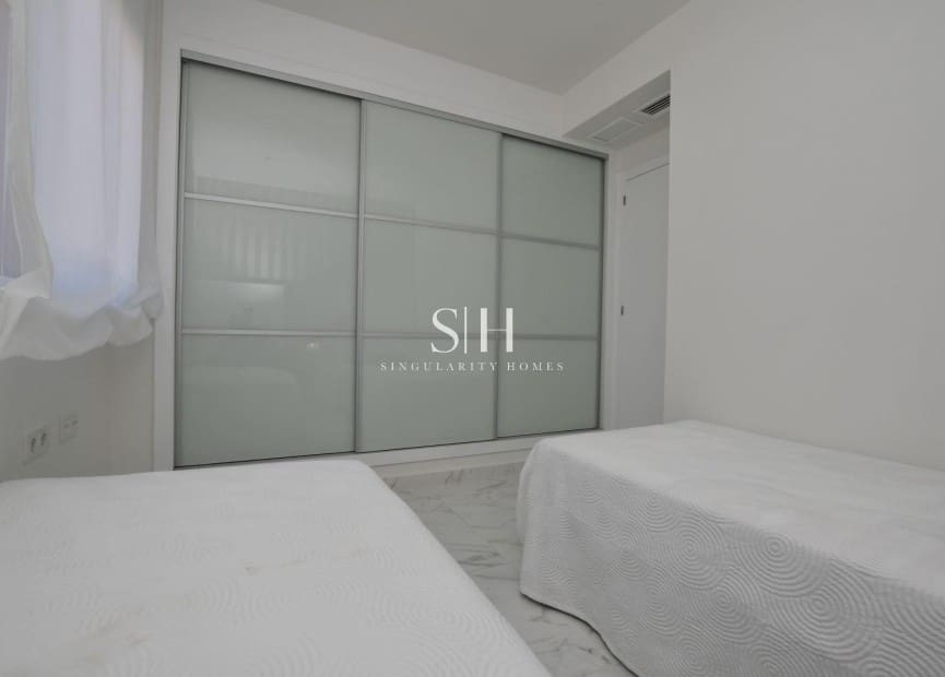 2 soveværelse Bungalow til salg i San Miguel de Salinas med swimmingpool - € 243.800 (Ref: 9227797)