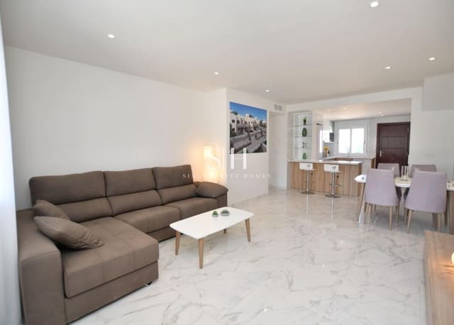 2 soveværelse Bungalow til salg i San Miguel de Salinas med swimmingpool - € 243.800 (Ref: 9227797)