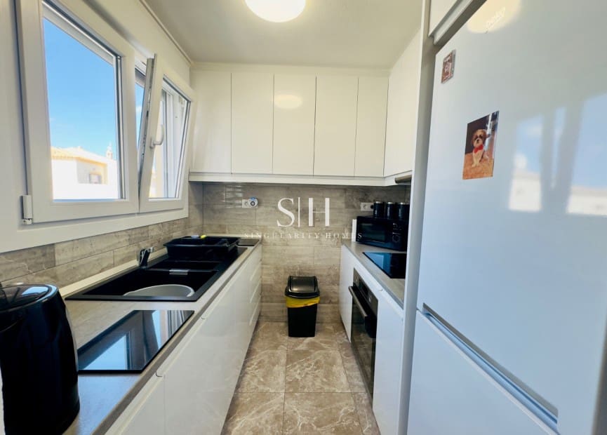 3 soveværelse Villa til salg i La Florida med swimmingpool - € 265.000 (Ref: 9227798)