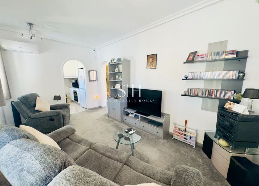 3 soveværelse Villa til salg i La Florida med swimmingpool - € 265.000 (Ref: 9227798)