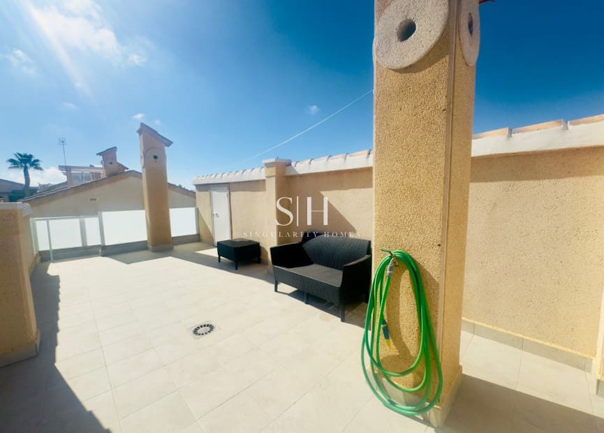 3 soveværelse Villa til salg i La Florida med swimmingpool - € 265.000 (Ref: 9227798)