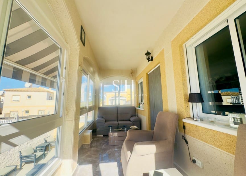 3 soveværelse Villa til salg i La Florida med swimmingpool - € 265.000 (Ref: 9227798)