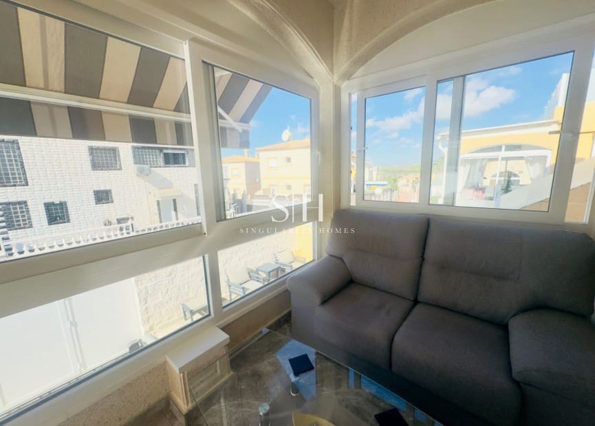 3 soveværelse Villa til salg i La Florida med swimmingpool - € 265.000 (Ref: 9227798)