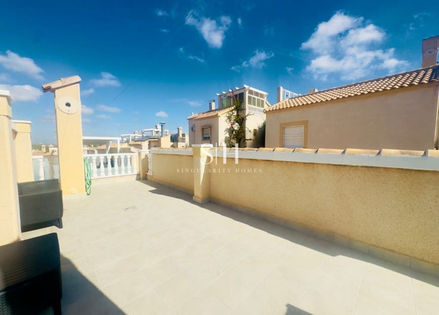 3 soveværelse Villa til salg i La Florida med swimmingpool - € 265.000 (Ref: 9227798)