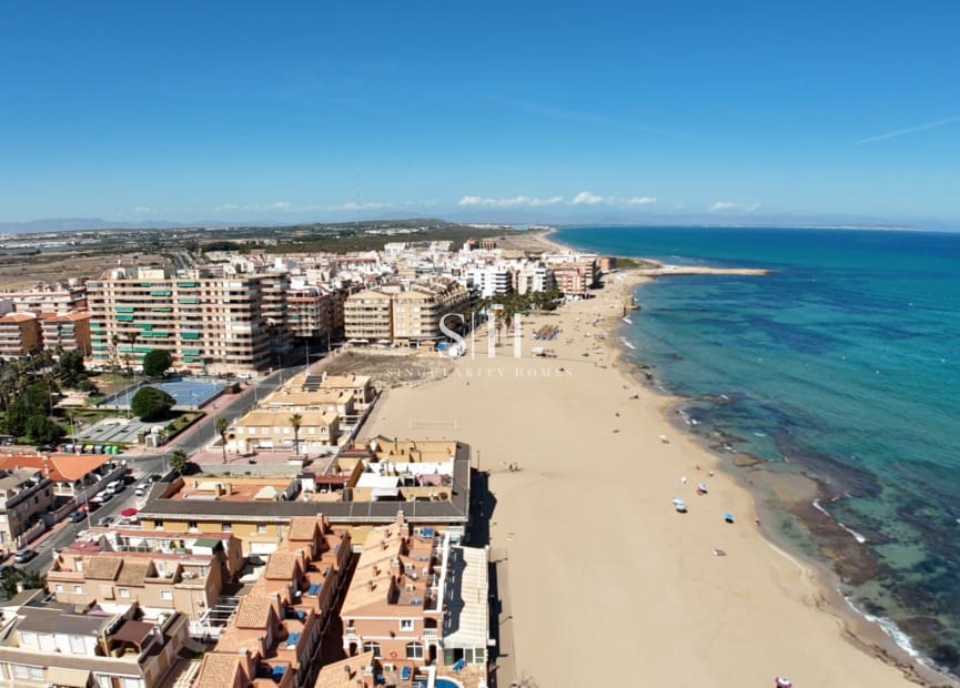 3 soveværelse Byhus til salg i La Mata med garage - € 189.900 (Ref: 9235030)