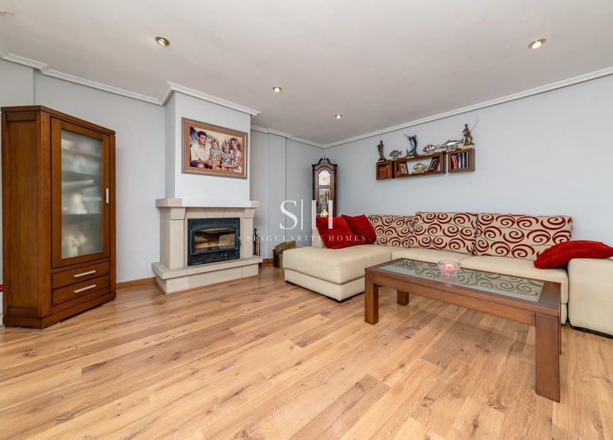 5 makuuhuone Huvila myytävänä paikassa San Javier mukana uima-altaan - 615 000 € (Ref: 9242487)