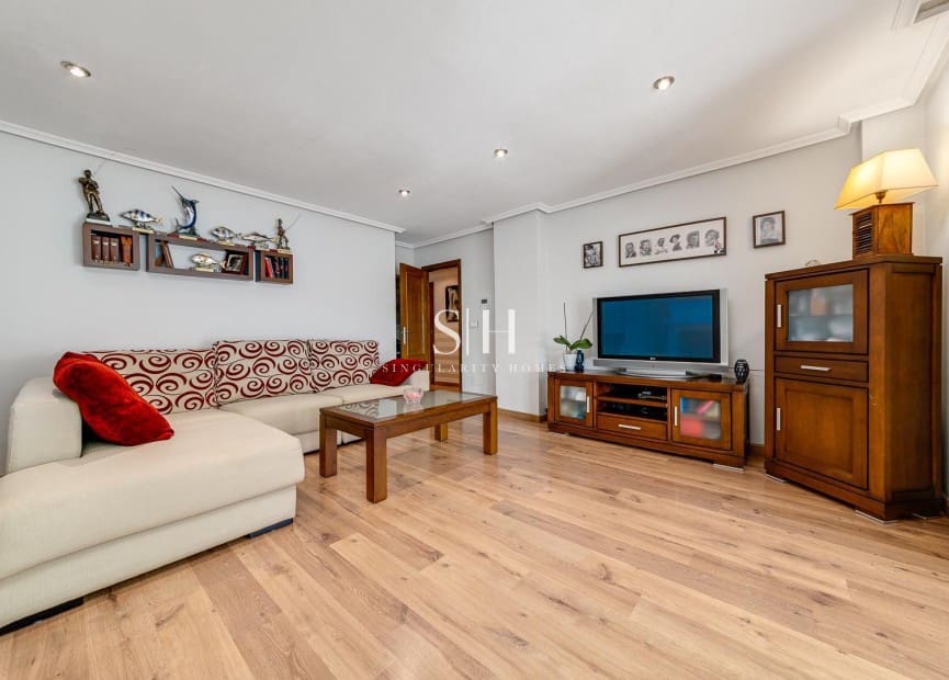 5 makuuhuone Huvila myytävänä paikassa San Javier mukana uima-altaan - 615 000 € (Ref: 9242487)