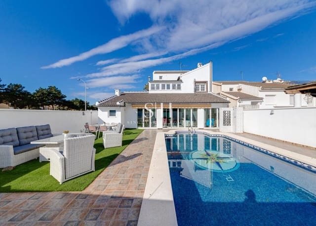 5 Zimmer Villa zu verkaufen in Ciudad, San Javier mit Pool - 615.000 € (Ref: 9242487)
