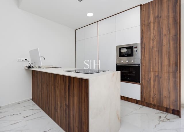 2 soveværelse Lejlighed til salg i San Miguel de Salinas med swimmingpool garage - € 239.000 (Ref: 9244286)