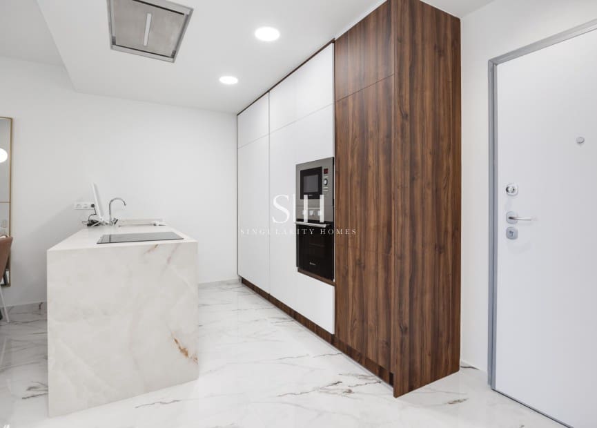 2 slaapkamer Appartement te koop in San Miguel de Salinas met zwembad garage - € 219.000 (Ref: 9245267)