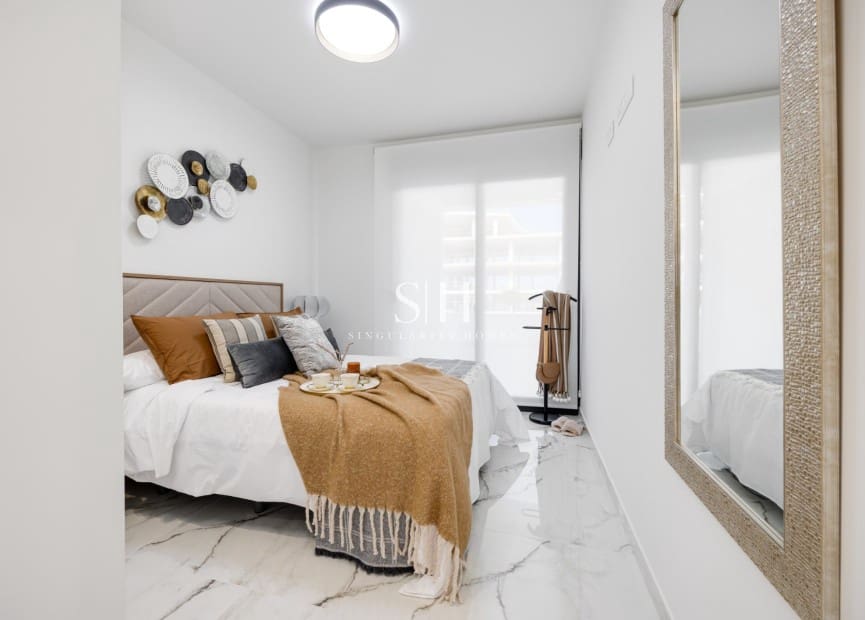 2 slaapkamer Appartement te koop in San Miguel de Salinas met zwembad garage - € 219.000 (Ref: 9245267)