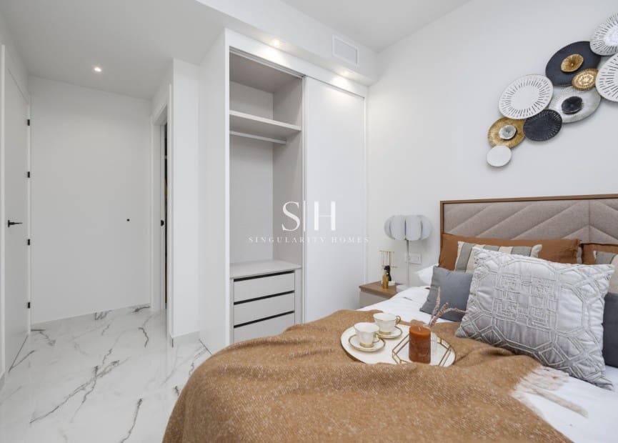 2 slaapkamer Appartement te koop in San Miguel de Salinas met zwembad garage - € 219.000 (Ref: 9245267)