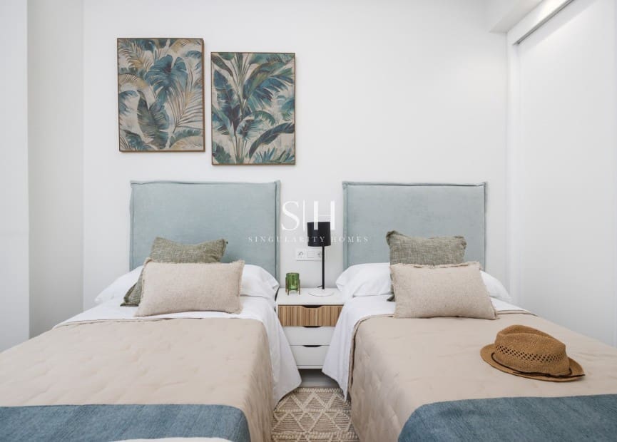 2 slaapkamer Appartement te koop in San Miguel de Salinas met zwembad garage - € 219.000 (Ref: 9245267)