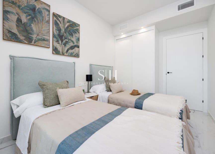 2 slaapkamer Appartement te koop in San Miguel de Salinas met zwembad garage - € 219.000 (Ref: 9245267)