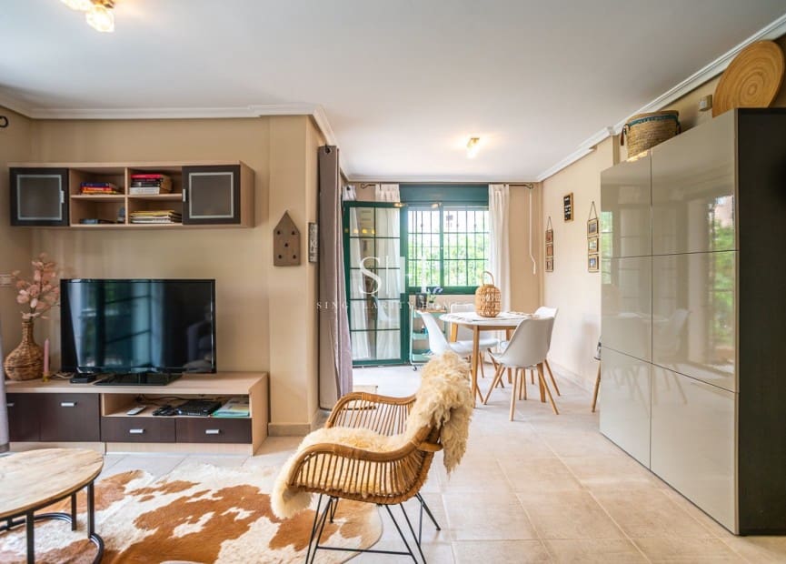 3 slaapkamer Villa te koop in Torrevieja - € 285.000 (Ref: 9249073)